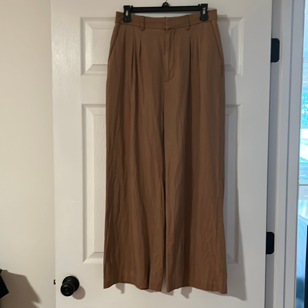 Abercrombie and Fitch Tailored Wide Leg Pant